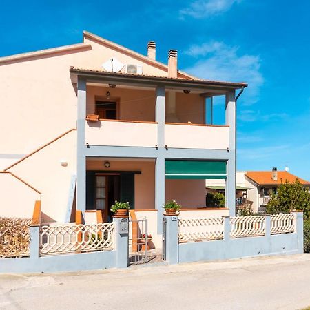 Appartamento Passeggiata Al Mare Marina di Campo Luaran gambar